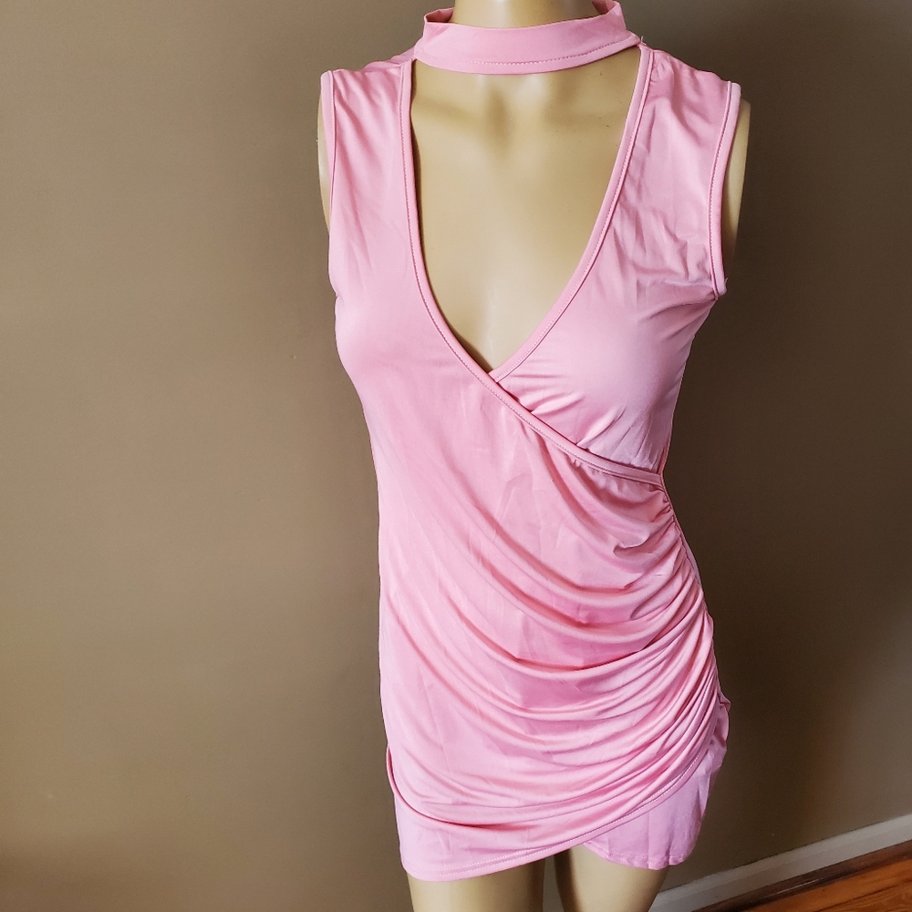 Choker v-cut light dress size small